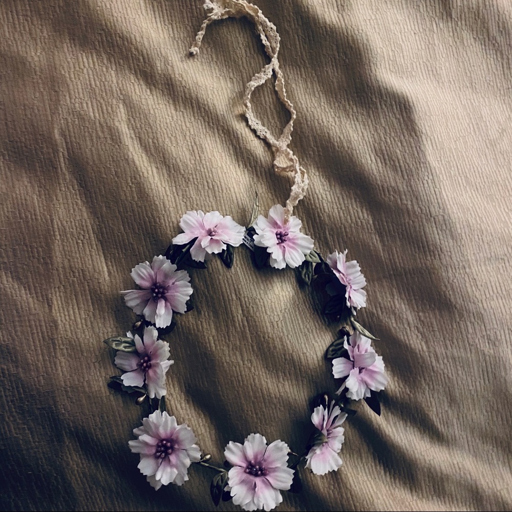 NWT purple flower crown - Picture 2 of 4